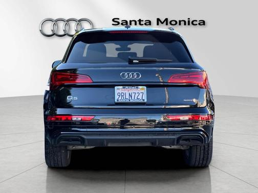 2025 Audi Q5 45 S line quattro Premium