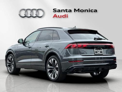 2026 Audi Q8 Prestige