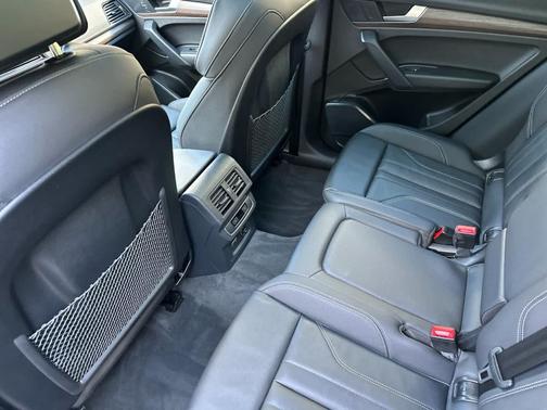 2023 Audi Q5 e 55 S line quattro Premium