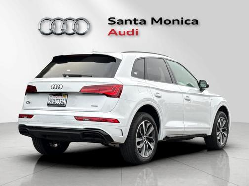 2024 Audi Q5 45 S line quattro Premium