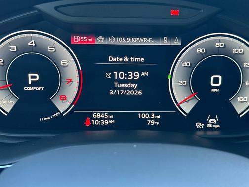 Mythos Black Metallic 2025 Audi Q8 Premium