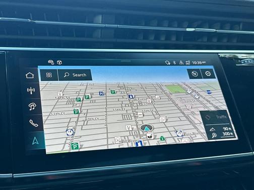 Mythos Black Metallic 2025 Audi Q8 Premium