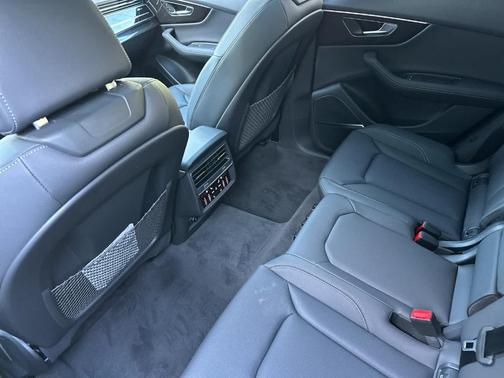 2026 Audi Q8 Premium Plus