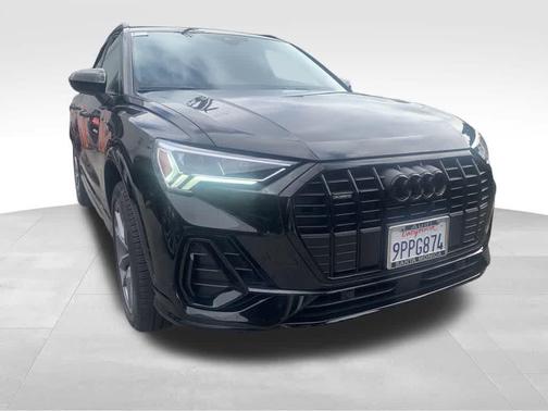 2024 Audi Q3 45 S line Premium