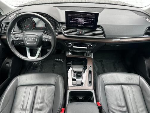 2022 Audi Q5 45 S line quattro Premium