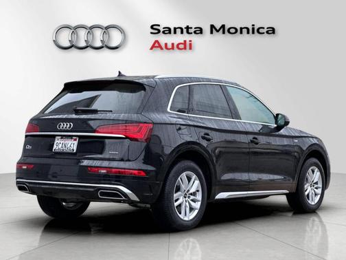 2022 Audi Q5 45 S line quattro Premium