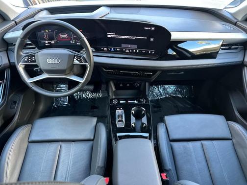 2025 Audi Q6 e-tron Premium