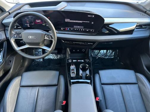 2025 Audi Q6 e-tron Premium