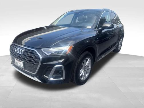 2024 Audi Q5 45 S line quattro Premium