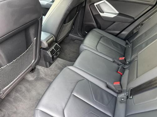 2022 Audi Q3 45 S line Premium