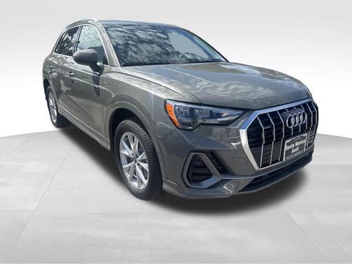 2022 Audi Q3 45 S line Premium