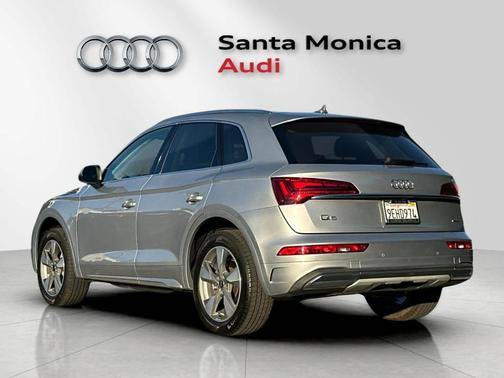 2023 Audi Q5 40 Premium Plus