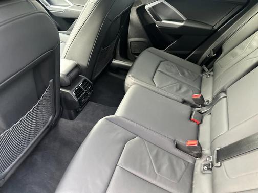 2024 Audi Q3 45 S line Premium