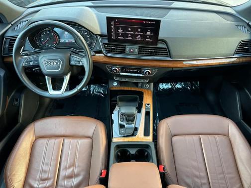 2023 Audi Q5 45 S line quattro Premium