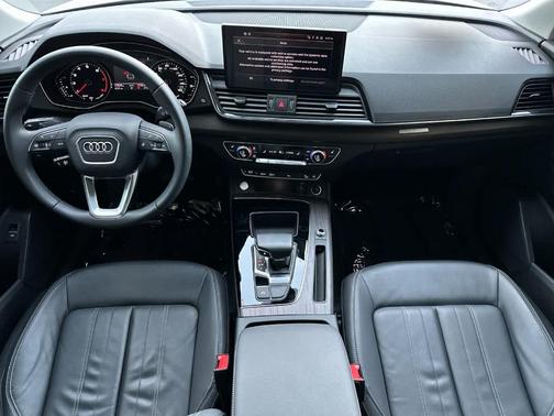 2023 Audi Q5 40 Premium
