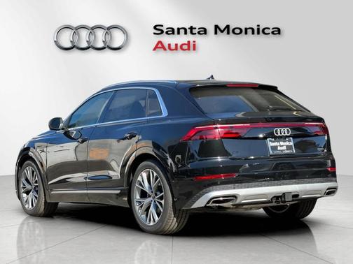 2026 Audi Q8 Prestige