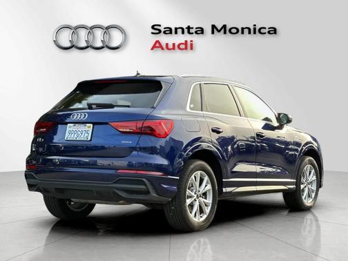 2024 Audi Q3 45 S line Premium