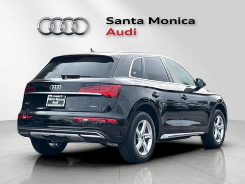 2024 Audi Q5 40 Premium