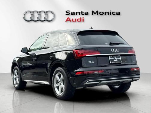 2024 Audi Q5 40 Premium