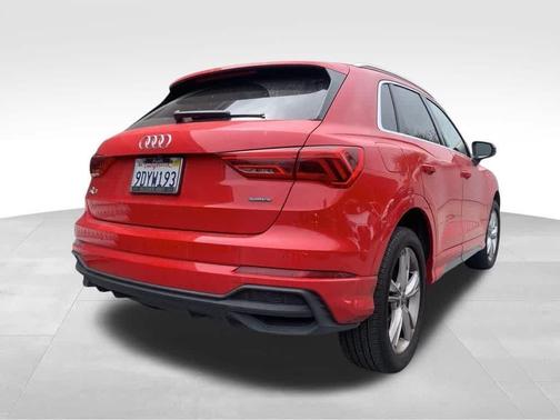 2023 Audi Q3 45 S line Premium Plus