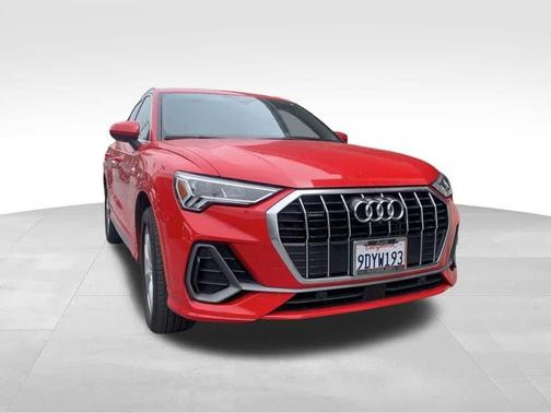 2023 Audi Q3 45 S line Premium Plus