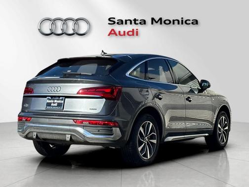 2022 Audi Q5 45 S line Premium Plus
