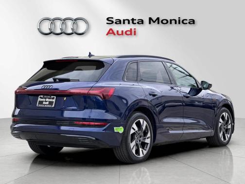 2023 Audi e-tron Premium