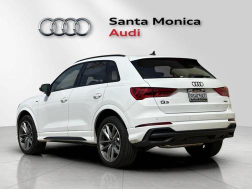 2025 Audi Q3 45 S line Premium
