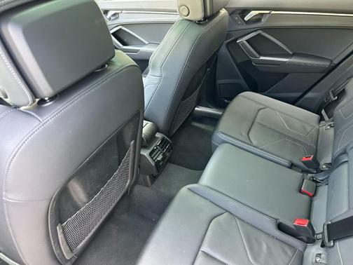 2025 Audi Q3 45 S line Premium