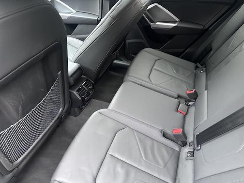 2024 Audi Q3 45 S line Premium