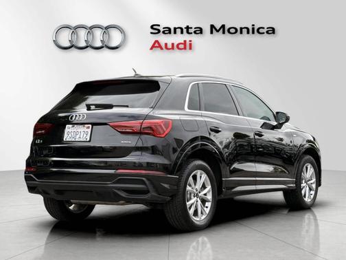 2025 Audi Q3 45 S line Premium