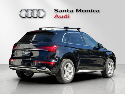 2023 Audi Q5 40 Premium