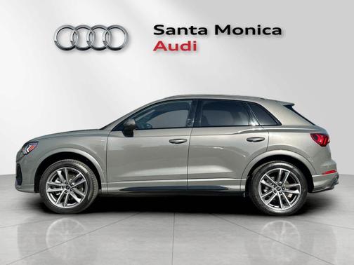 2024 Audi Q3 45 S line Premium