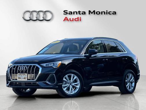 2022 Audi Q3 45 S line Premium