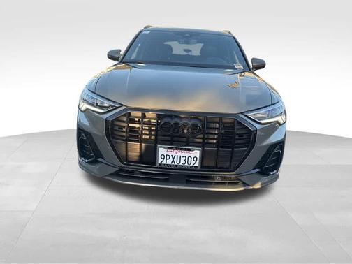 2024 Audi Q3 45 S line Premium