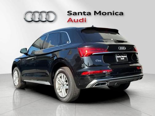 2024 Audi Q5 45 S line quattro Premium