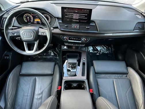2023 Audi Q5 e 55 S line quattro Premium
