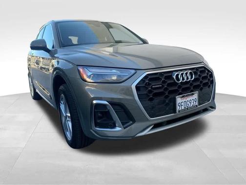 2023 Audi Q5 e 55 S line quattro Premium
