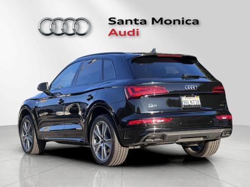 2025 Audi Q5 45 S line quattro Premium