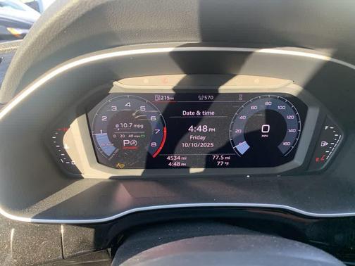 2024 Audi Q3 45 S line Premium