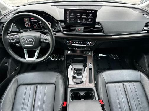 2023 Audi Q5 45 S line Premium Plus