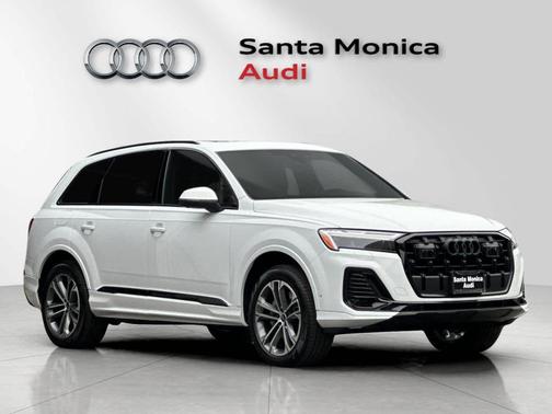 White 2026 Audi Q7 45 Premium