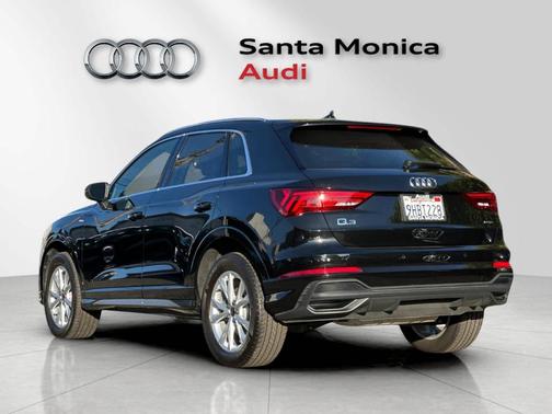 2023 Audi Q3 45 S line Premium