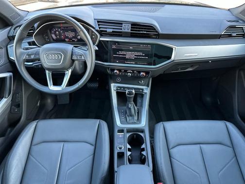 2023 Audi Q3 45 S line Premium