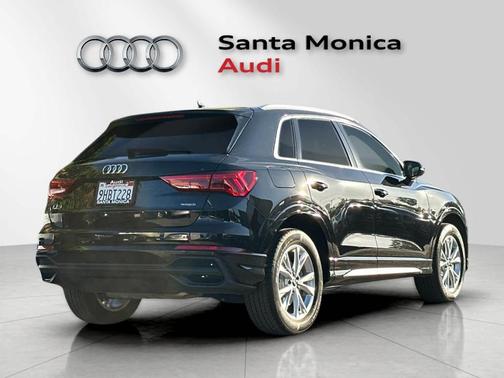 2023 Audi Q3 45 S line Premium