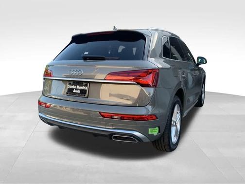 2023 Audi Q5 e 55 S line quattro Premium