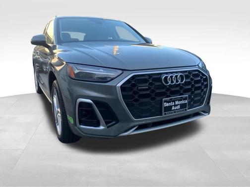 2023 Audi Q5 e 55 S line quattro Premium