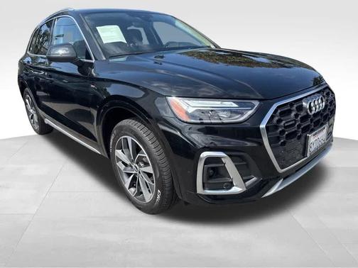 2022 Audi Q5 45 S line quattro Premium