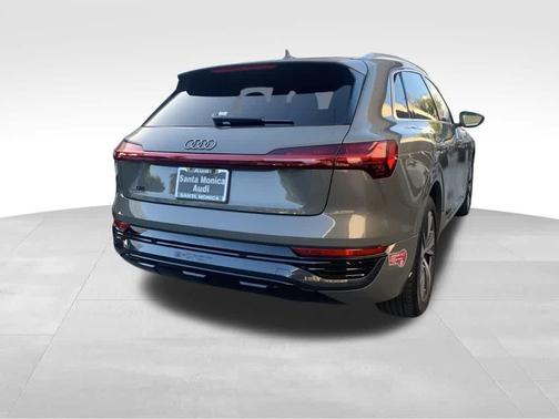 2024 Audi Q8 e-tron Premium