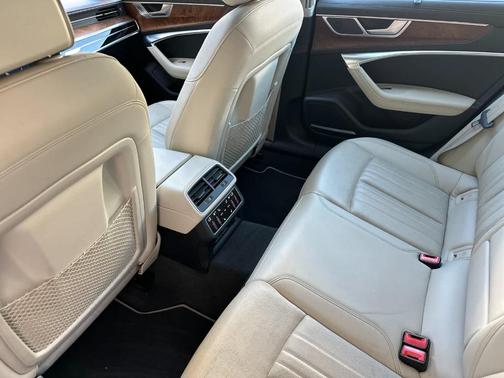 2022 Audi A6 allroad 55 quattro Premium Plus